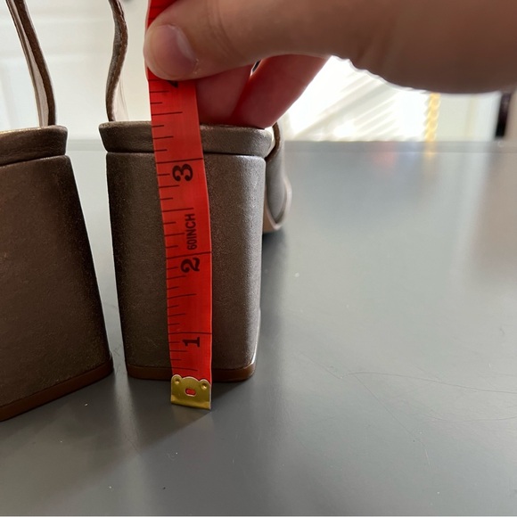 Bernardo Metallic Gold Tan Brazilian Leather Nadia Sandal Heels - Picture 11 of 13